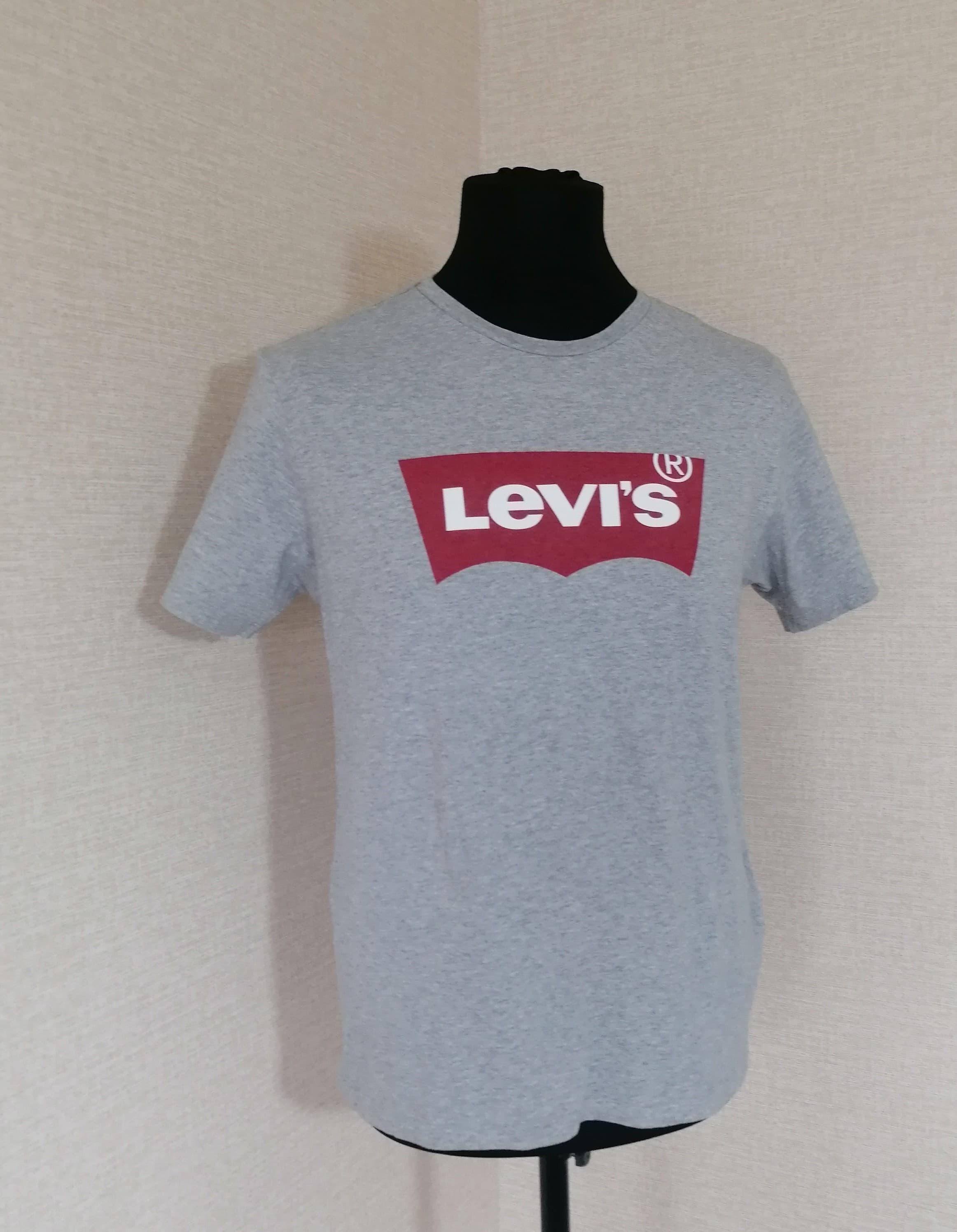 Футболка мужская Levis из Европы (размер м)