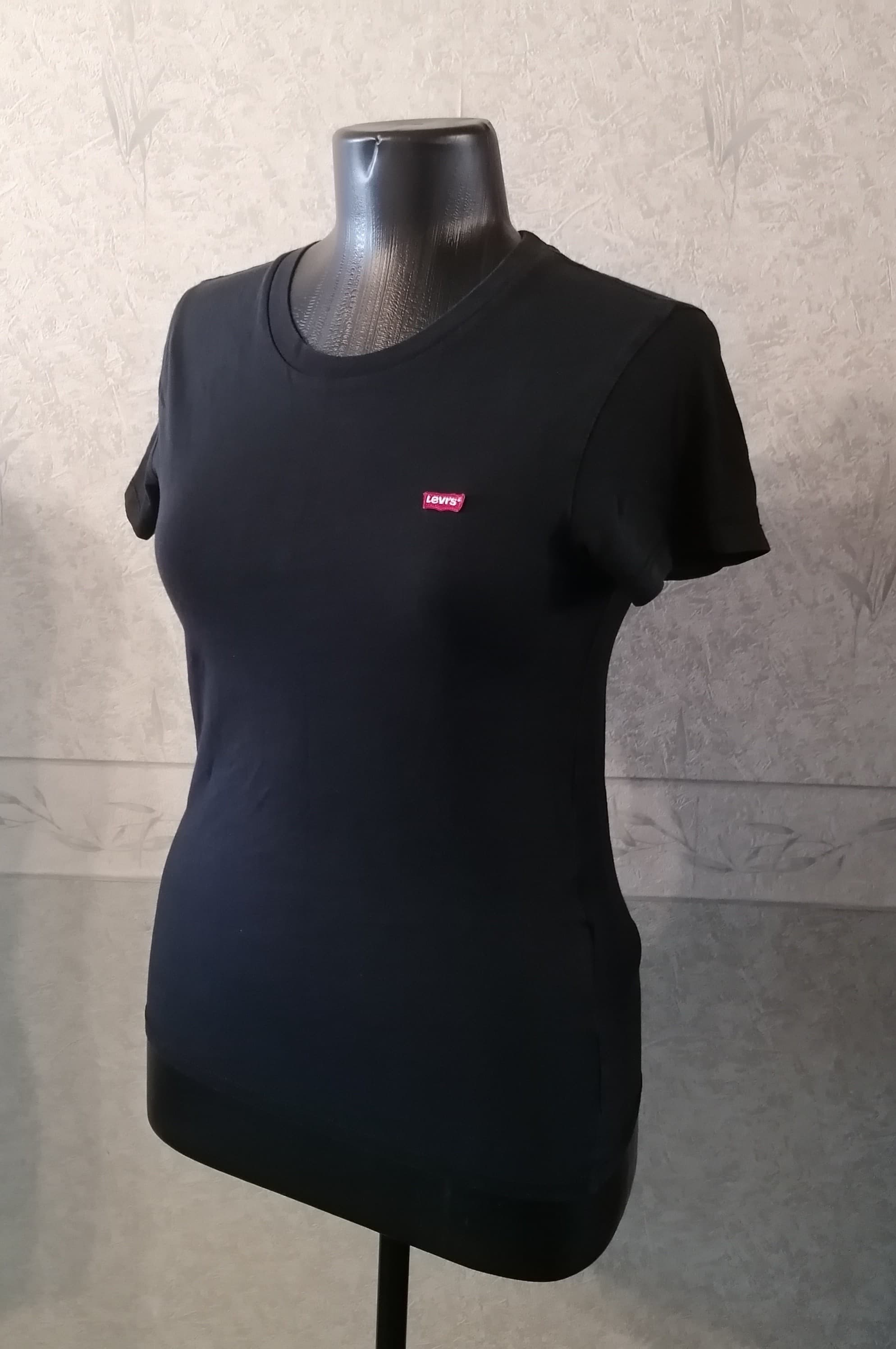 Футболка женская из Европы Levis