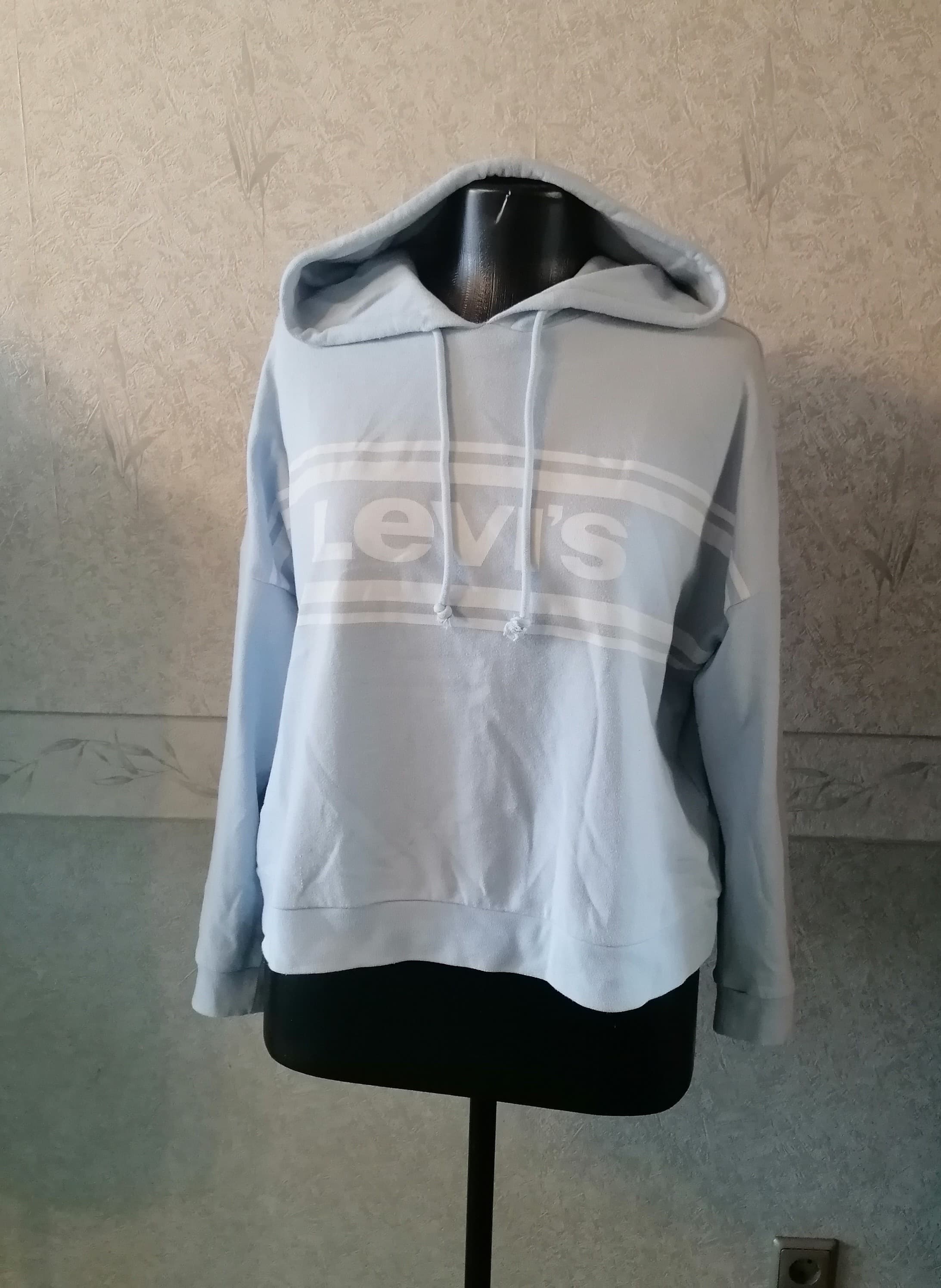 Толстовка женская из Европы Levis